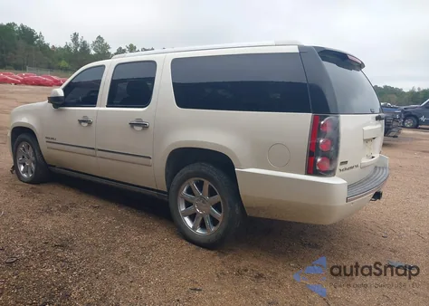 2010 GMC Yukon Xl 1500 Denali from USA, damaged, VIN 1GKUKMEF6AR146601